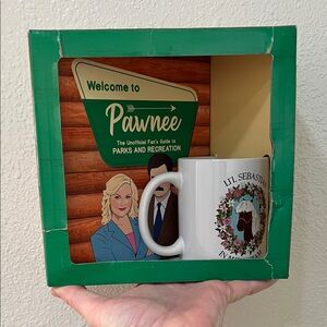 Parks and recreation box set (book and mug)